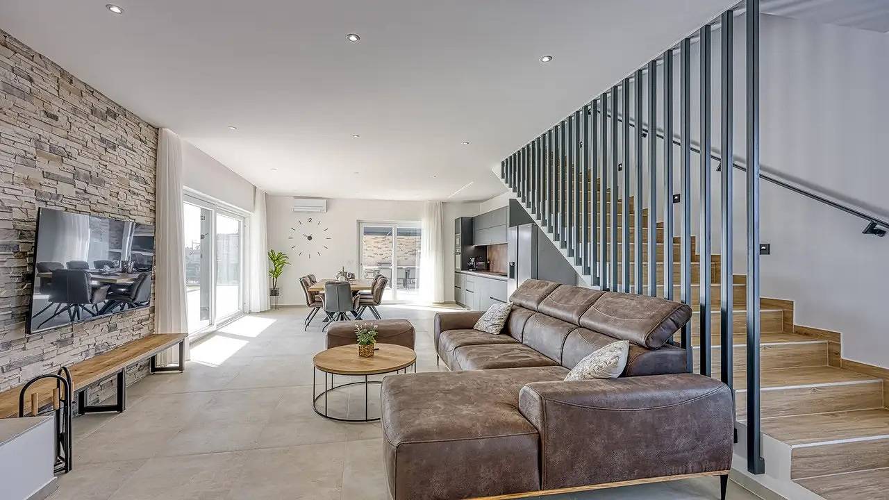 Villa für 8 Personen (200 m²) in Sveti Lovreč Pazenatički in Medaki, Istrien