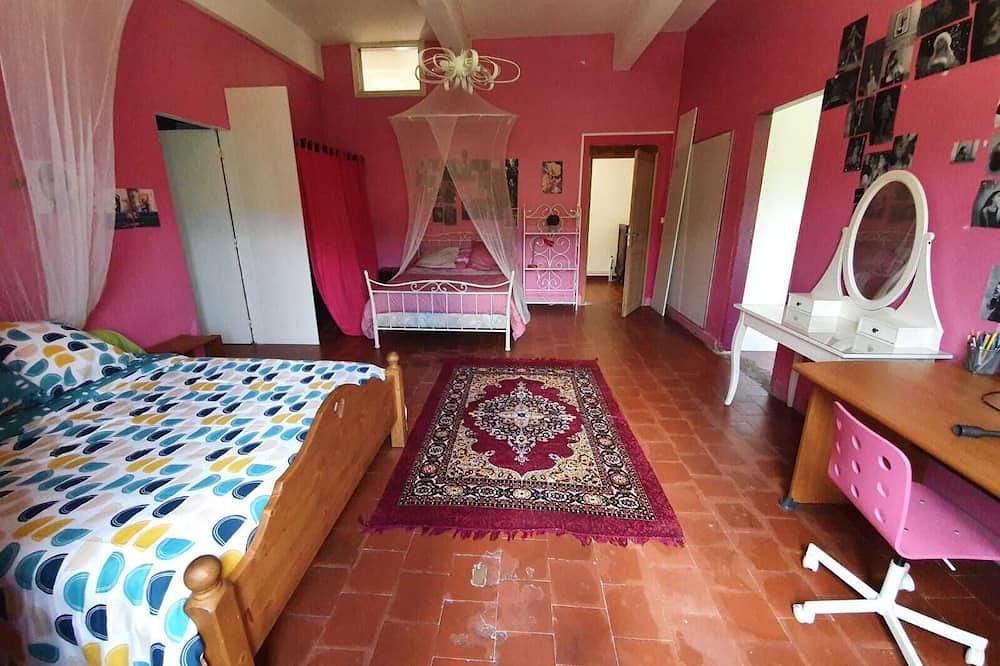 Appartement entier, Atypical farmhouse at the foot of the Cévennes in La Grand-Combe, Parc national des Cévennes
