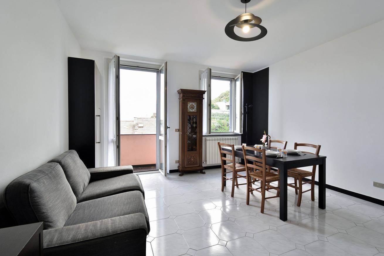 Appartamento intero, Guesthost - Bright & Comfy Apartment in Genova (Città), Genoa