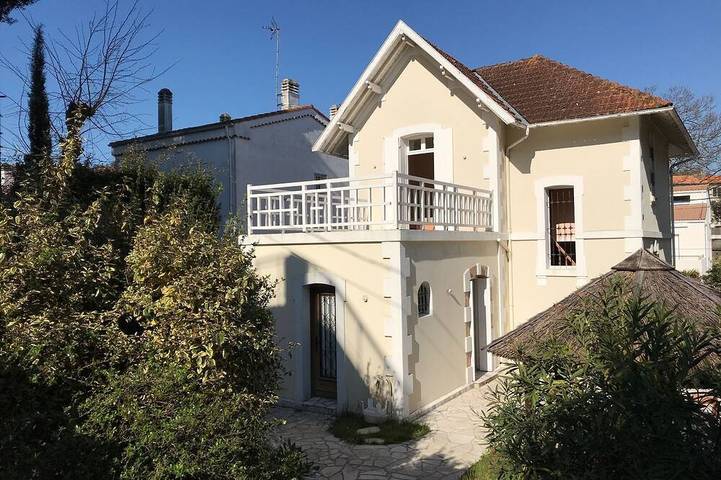 Villa pour 10 personnes, avec Balcon et Jardin à Royan