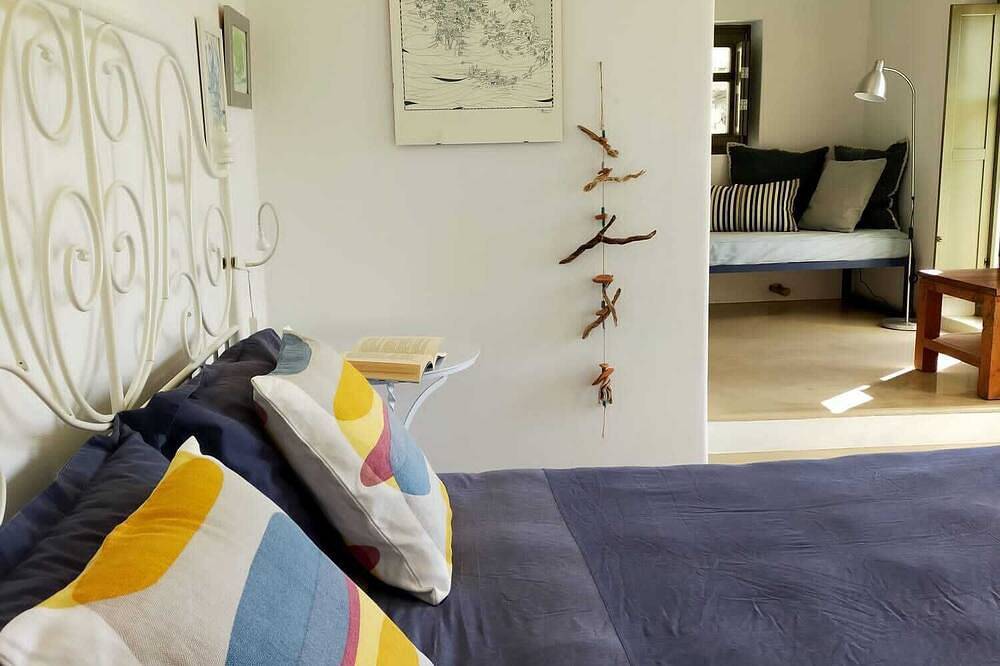 Amorgos- Villa Handras, Main Villa in Amorgos