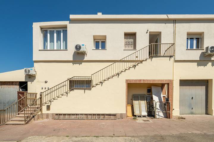 Entire apartment, Apartment 'Da Miky Casa Vacanze 1' with Mountain View, Wi-Fi and Air Conditioning in Teulada, Cagliari Province