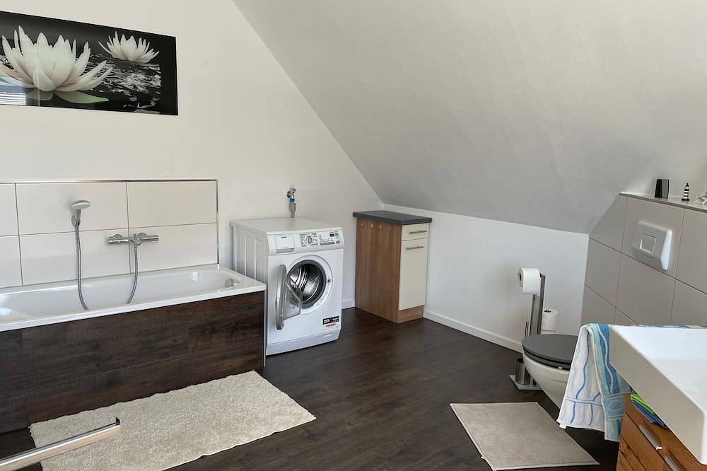 Ganze Wohnung, Ferienwohnung/App. für 3 Gäste mit 83m² in Rinteln in Rinteln, Landkreis Schaumburg