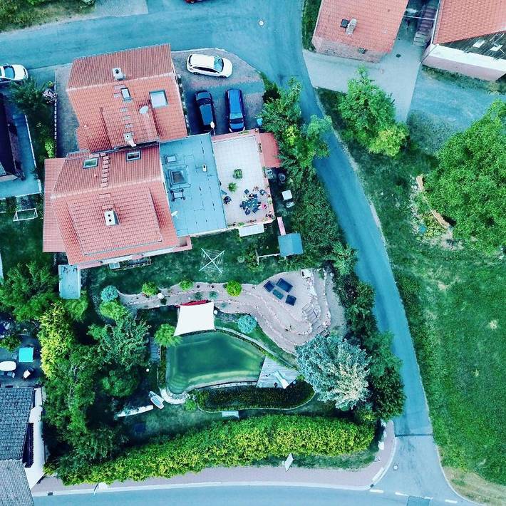 Ferienwohnung für 4 Personen, mit Garten und Pool sowie Ausblick und Sauna in Erbach im Odenwald