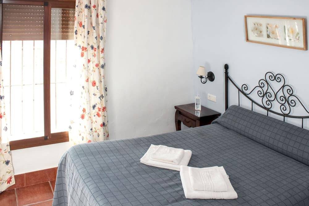 Homerez - Casa cómoda en Estepa con piscina compartida in Estepa, Provincia de Sevilla