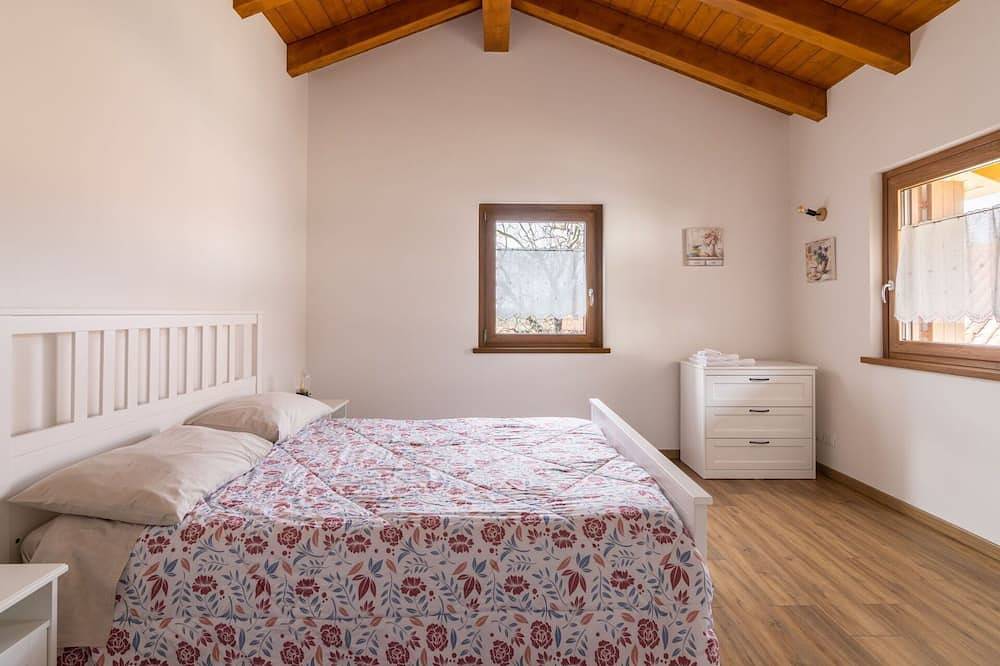Bellissima villa indipendente per 6 persone con A/C, Wifi, Tv e terrazza in Cividale del Friuli, Provincia d'Udine