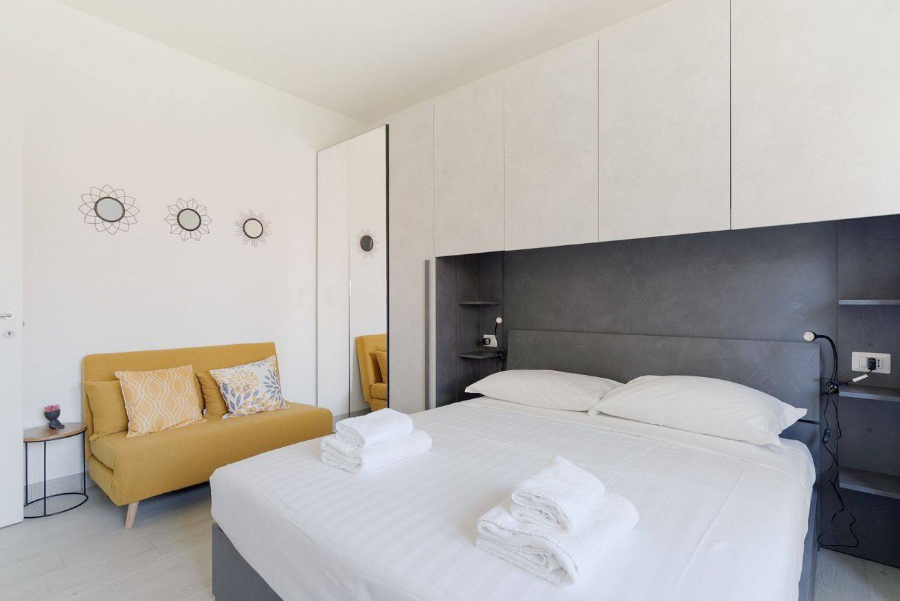 Appartamento intero, Guesthost - Comfy Apartment near Piazzale Tripoli in Giambellino-Lorenteggio, Milano