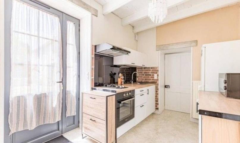 Location de vacances pour 5 personnes, avec terrasse à Avanton - 2