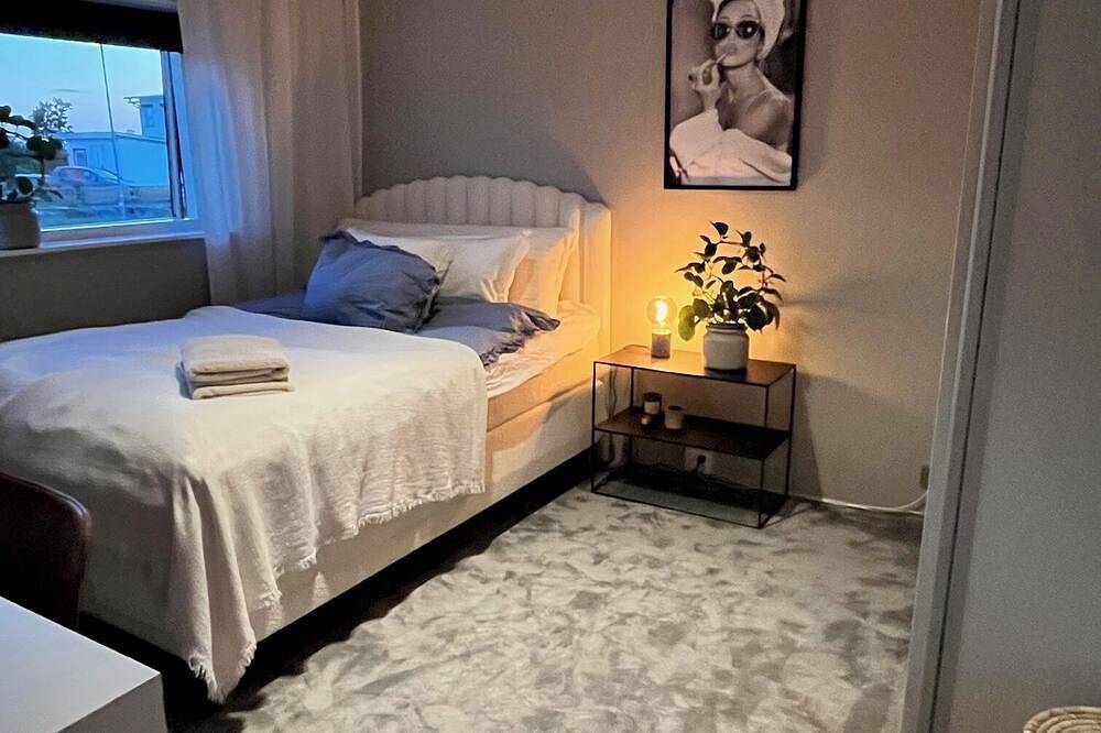 Modern villa close to sea, forest and Stockholm city center in Tyresö, Schwedische Ostsee