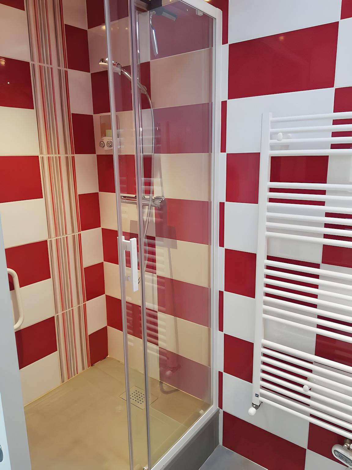 Ganze Wohnung, 37 m² Apartment mit privatem Garten und Wlan in Yerres, Essonne
