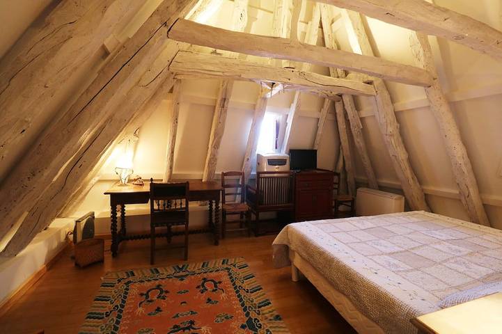 Location de vacances pour 2 personnes, avec jardin et balcon, animaux acceptés à Limeuil - 4