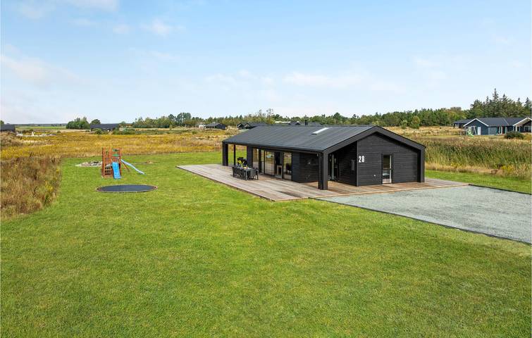 Ferienhaus für 10 Personen, mit Terrasse und Garten in Bratten - 2