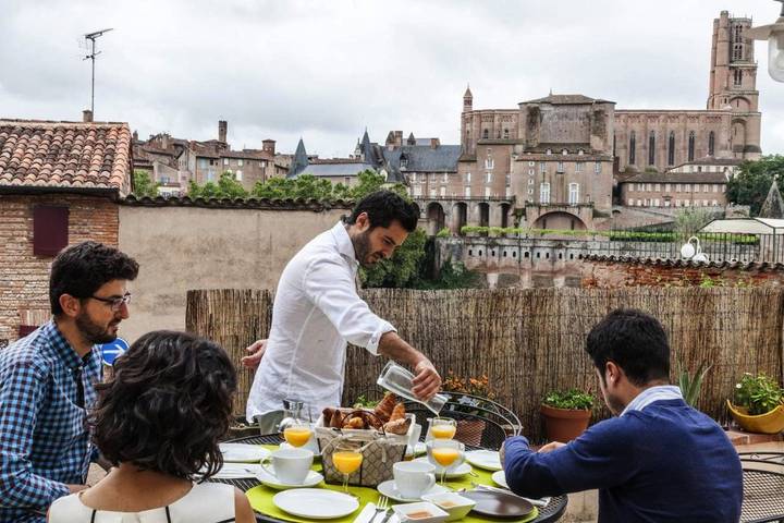 Chambre d’hôte pour 4 personnes, avec Terrasse à Sainte-Croix (Tarn)