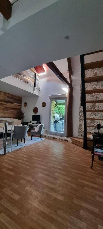 Maison de vacances pour 4 personnes, avec Jacuzzi et Terrasse ainsi que Jardin et Vue