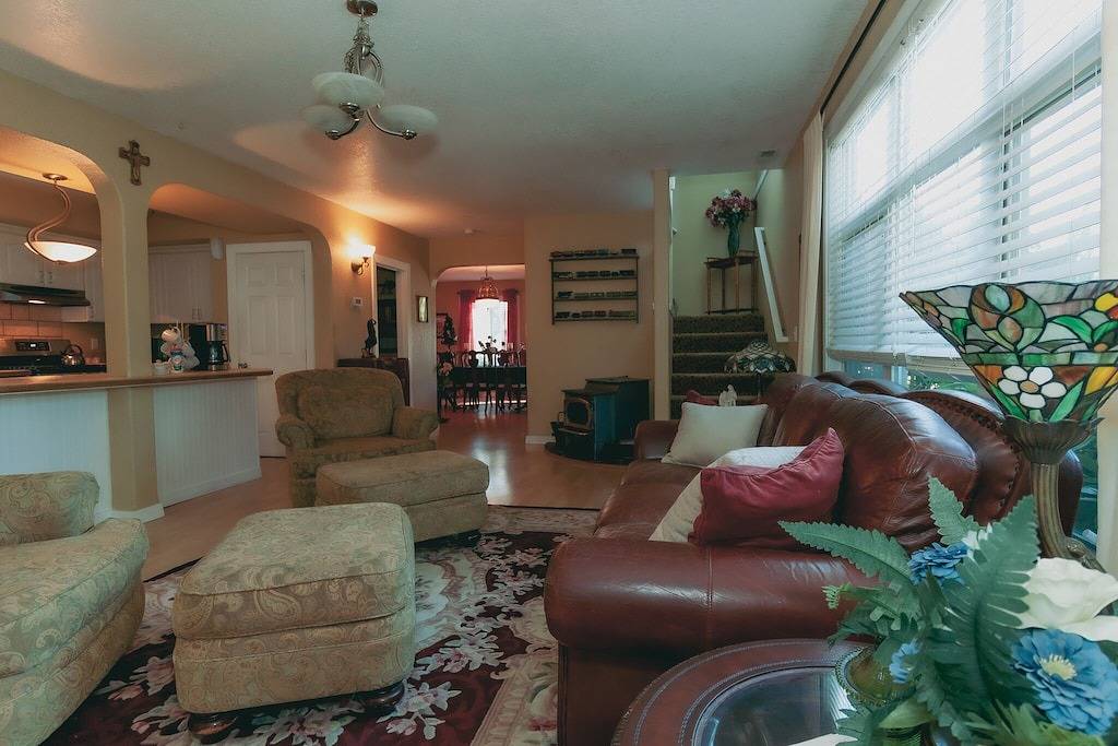 Bed And Breakfast for 2 Guests in Yelm, Puget Sound