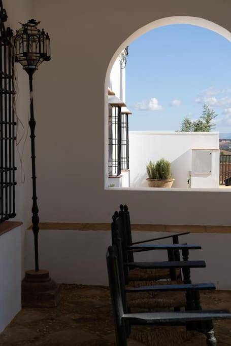 Chalet para 14 personas, con jardín además de vistas y piscina en Antequera - 4