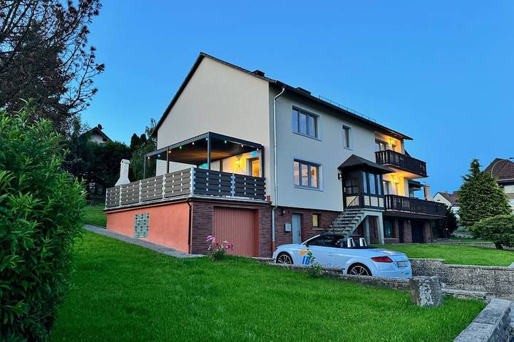 Ferienhaus für 6 Personen, mit Balkon und Garten - 1