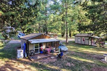 Gîte pour 5 personnes, avec terrasse et jardin à Saint-Rome-de-Tarn