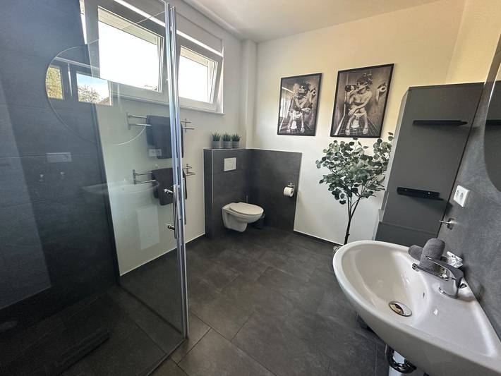 Entire apartment, Apartment 'Altenbeken-2' with Private Terrace, Private Garden and Wi-Fi in Altenbeken, Kreis Paderborn