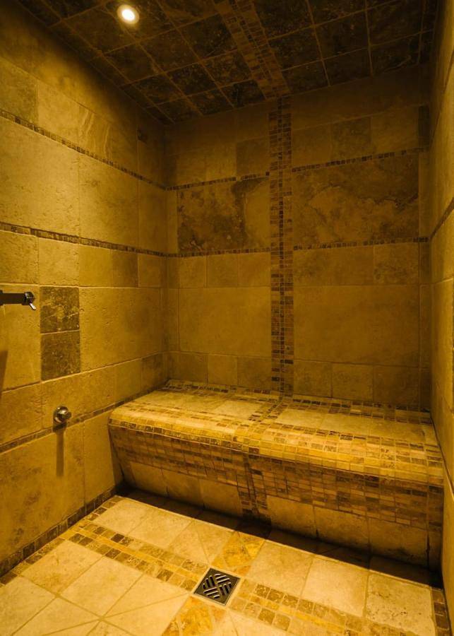 Gîte pour 2 personnes, avec piscine et vue ainsi que jardin et sauna à Villecroze - 2