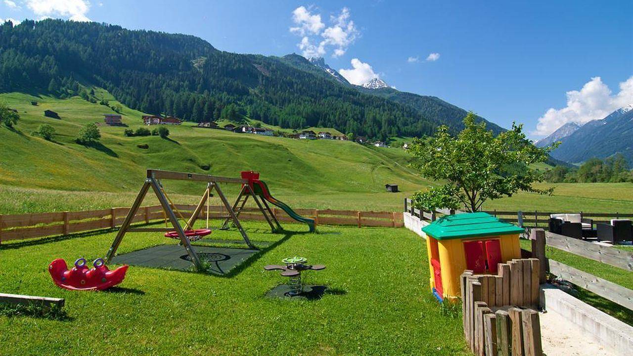 Ganze Ferienwohnung, Ferienwohnung für 4 Personen (45 m²) in Neustift im Stubaital in Stubaier Alpen, Neustift im Stubaital