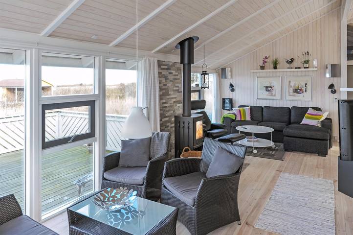 Stunning home in Hirtshals w/ 3 Bedrooms, Sauna and Wifi in Region Hirtshals, Tannis Bugt