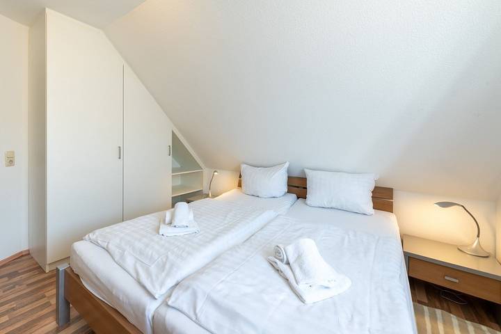 Ganze Wohnung, Domizil am Hafen Ferienwohnung Ricarda in Büsum mit Balkon und 500m zum Strand in Hafen Büsum, Büsum