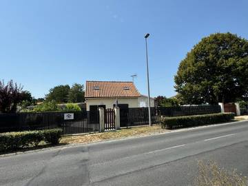 Gîte pour 6 personnes, avec jardin, animaux acceptés dans Plage De L Arneche Meschers Sur Gironde