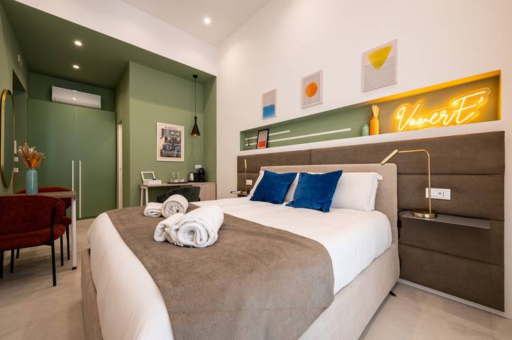 BnB für 2 Personen, mit Balkon in Neapel