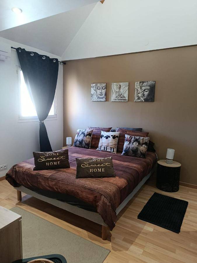 Appartement entier, Le Namaste Charmante maisonnette climatisée de 45 m2 in Brasles, Aisne