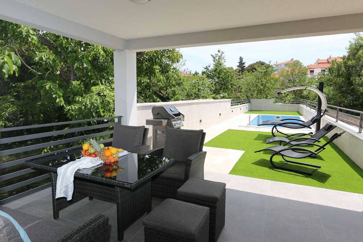 Appartement entier, Maison Anika (10069-K1) in Silo (Krk), Krk