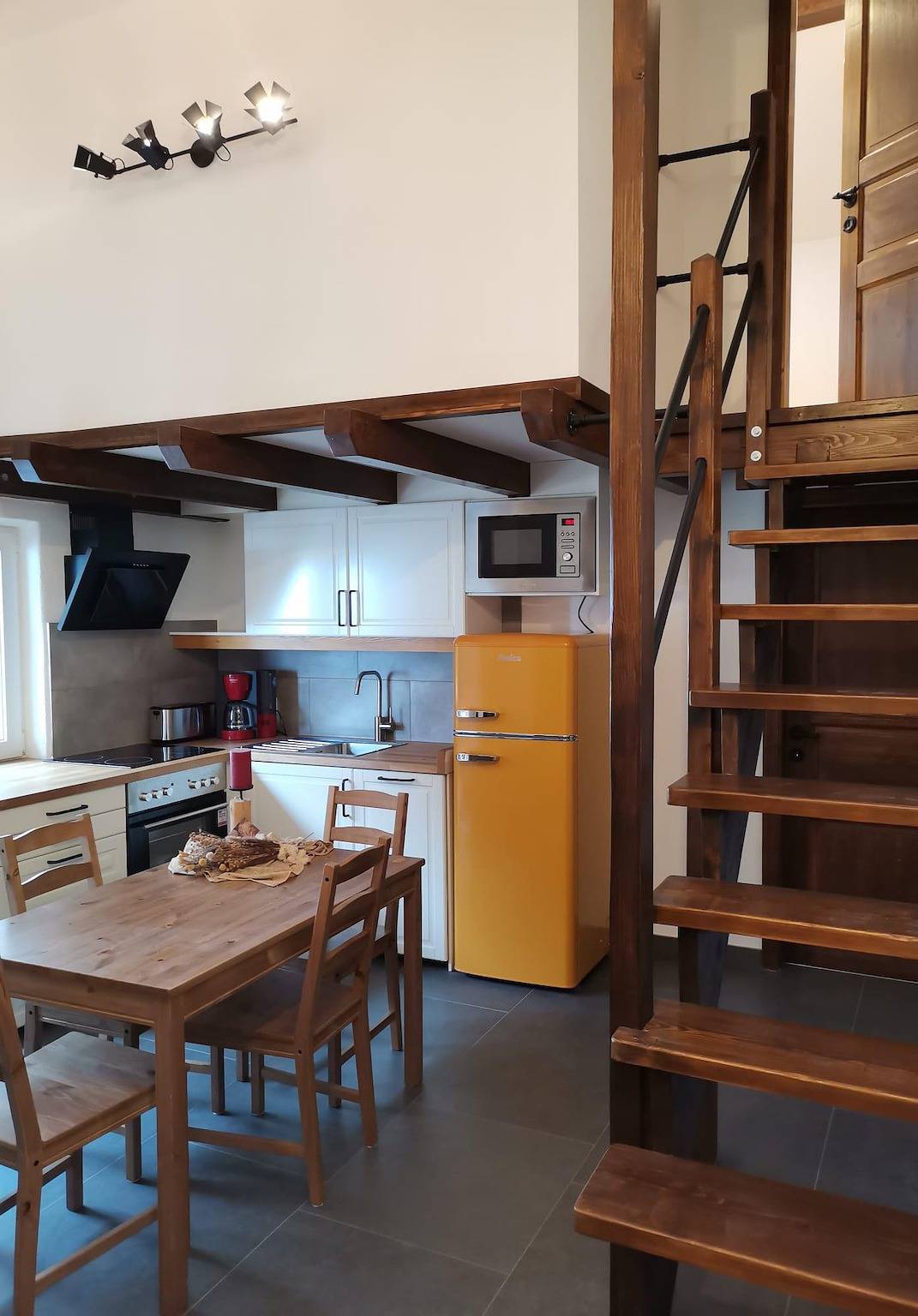 Geheel vakantieappartement, Top 2 in Stumm, Ski-Optimal Hochzillertal