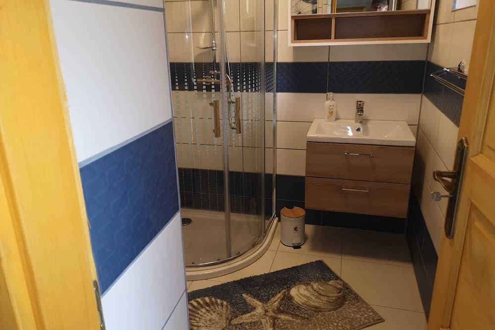 Ganzjährig offenes Ferienhaus mit Swimmingpool und Whirlpool. Hunde willkommmen! in Döbrököz, Komitat Tolnau