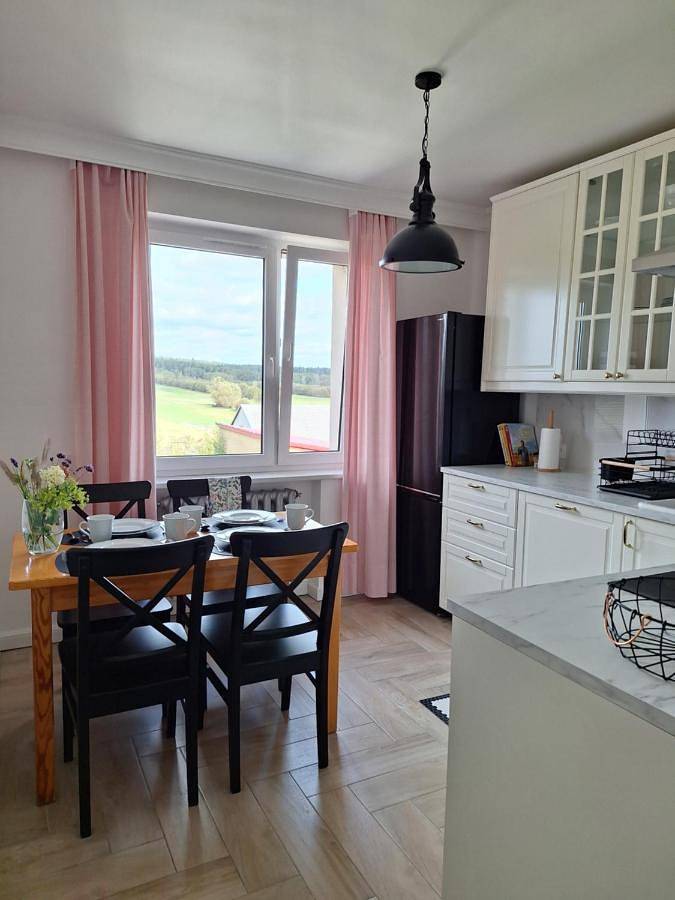 Apartament wakacyjny dla 7 osób, z widok i ogród, zwierzęta dozwolone w Kielce