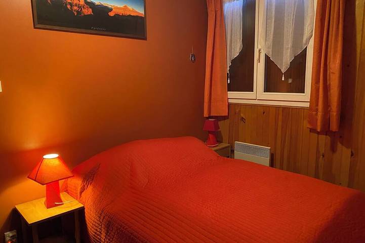 Gite-Chalet De Montagne atypique, au calme, à Sainte Marie de Campan in Campan, Pyrénées