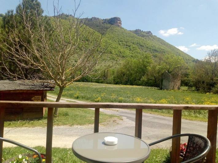 Camping pour 5 personnes, avec Terrasse et Jardin