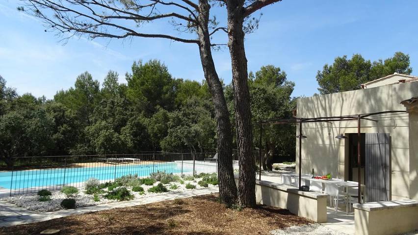 Maison d’hôte pour 8 personnes, avec vue ainsi que jardin et piscine, animaux acceptés à L'Isle-sur-la-Sorgue - 4