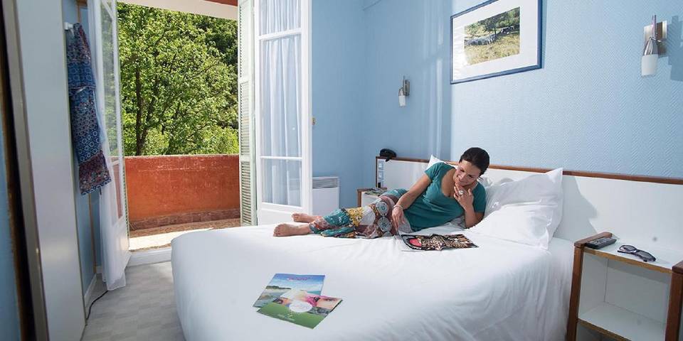 Hôtel pour 2 personnes, avec Terrasse dans Thermes de Digne les Bains - 2
