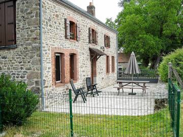 Gîte pour 4 personnes, avec jardin, animaux acceptés dans la Creuse
