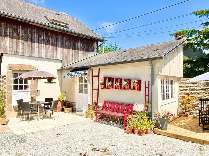Gîte pour 12 personnes, avec vue et jardin à Vassy - 4