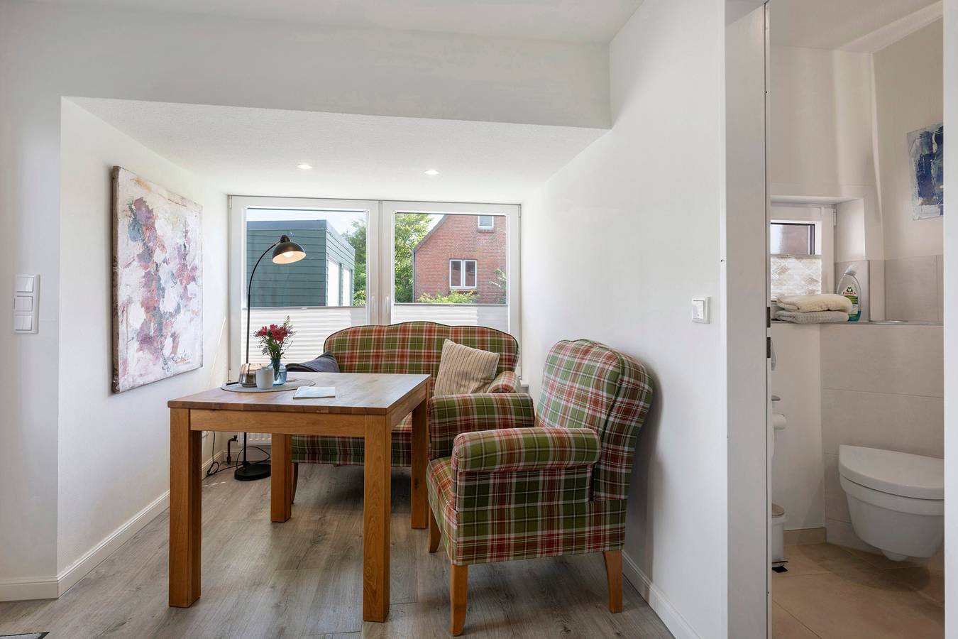 Ganze Wohnung, Ferienwohnung 'Heinz Rolefs' mit gemeinsamer Terrasse, Gemeinschaftsgarten und Wlan in Pellworm, Nordseeküste