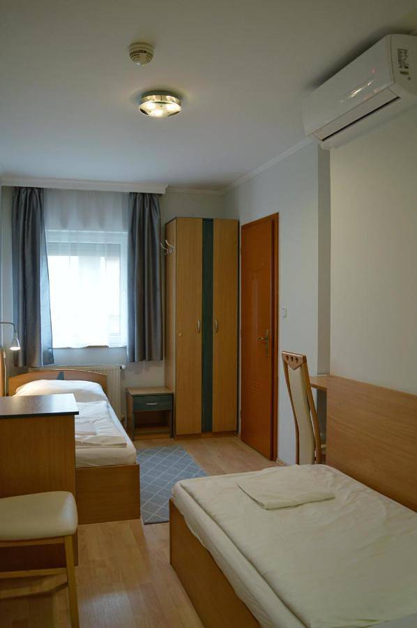 Chambre d’hôte pour 3 personnes, avec terrasse et sauna à Budapest - 4