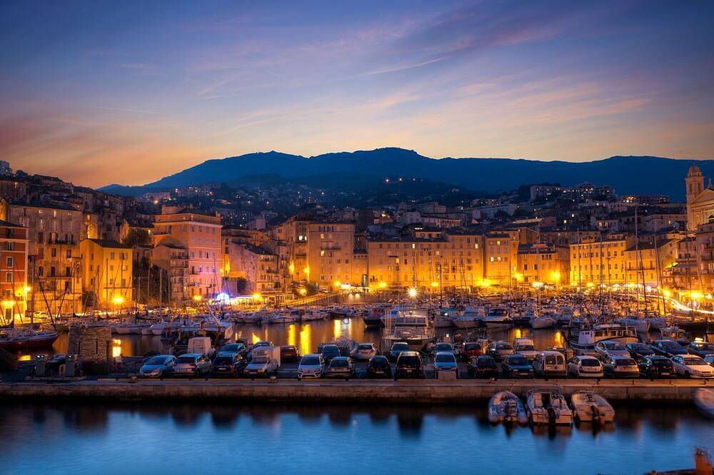 Appartement entier, Bel appartement cosy, centre ville de Bastia in Bastia, Cap Corse
