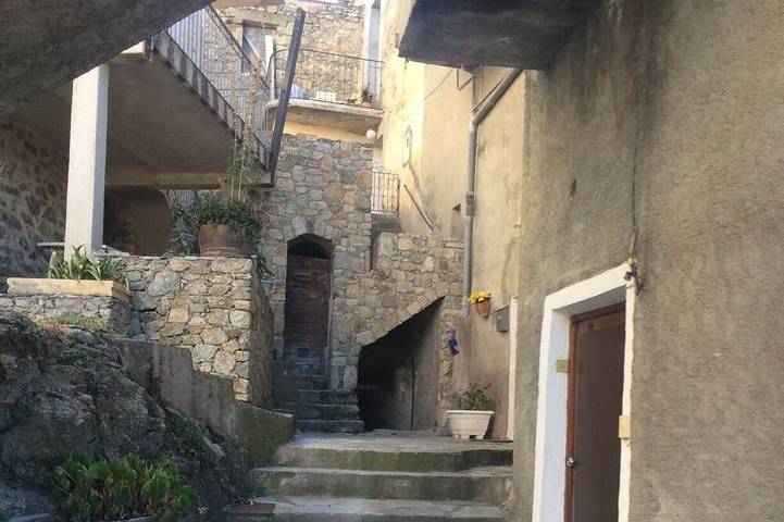 Location de vacances pour 4 personnes, avec Balcon à Pietralba