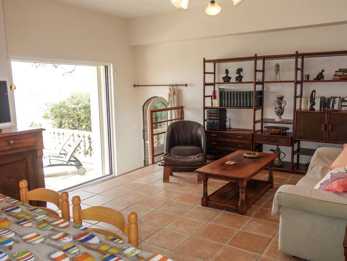 Gîte pour 4 personnes, avec terrasse et jardin à Saint-Cyr-sur-Mer - 2