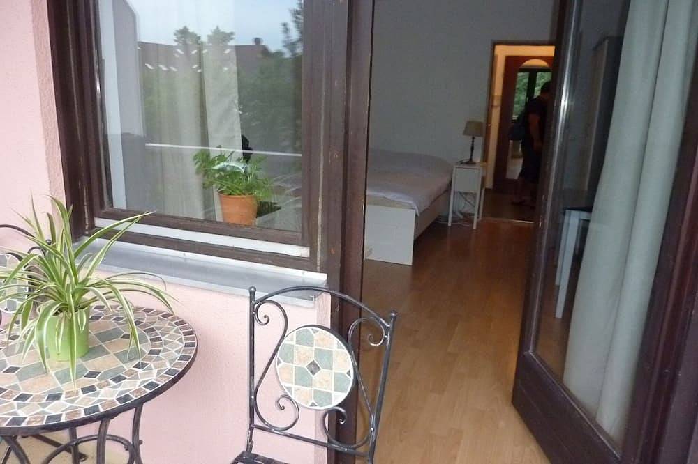 Ganze Wohnung, Gemütliches App Voll Ausgestattet 3 min zur S-Bahn neu renoviert mit balkon in Olching, Oberbayern