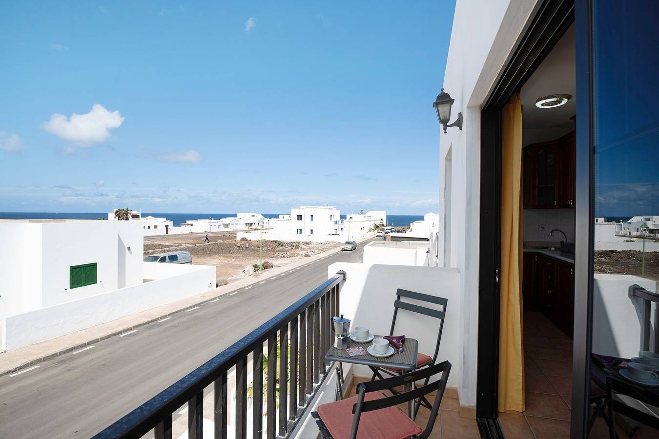 Appartement entier, Appartement de vacances 'Fondeo' avec vue sur la mer, balcon et Wi-Fi in La Santa, Tinajo