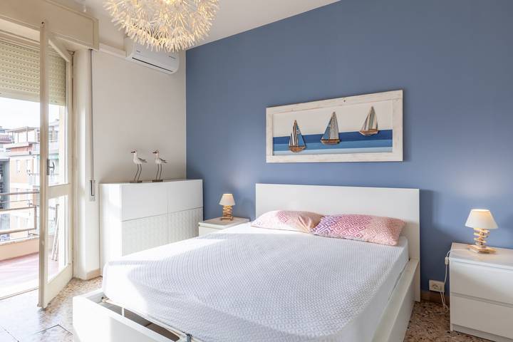 Appartamento intero, Appartamento per vacanze "Casa Di Elena Marina Di Carrara" con vista mare e terrazza privata in Marina di Carrara, Carrara