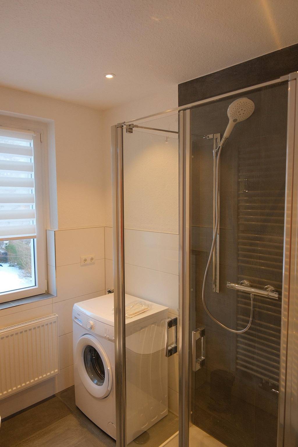 Ganze Ferienwohnung, Appartement/Fewo, Bad, Wc in Zwickau, Chemnitz und Umgebung