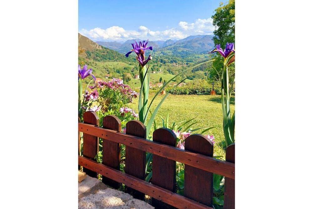 Casa Prado el Cardin, hogar feliz en la montaña in Piloña, Costa Verde